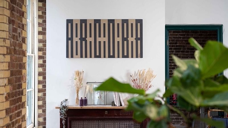 abracadabra