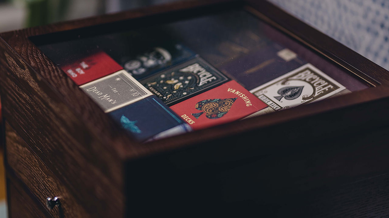 velo clear playing card storage